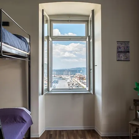 Auberge de jeunesse Controvento