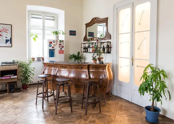 אכסניה Controvento